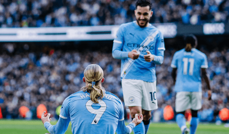 আর্সেনালকে হারিয়ে শিরোপার লড়াইয়ে ম্যান সিটি