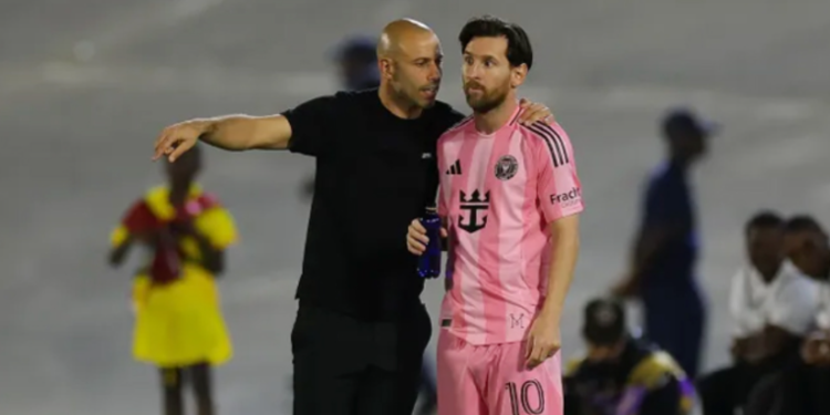 পদত্যাগ করলেন মেসিদের কোচ