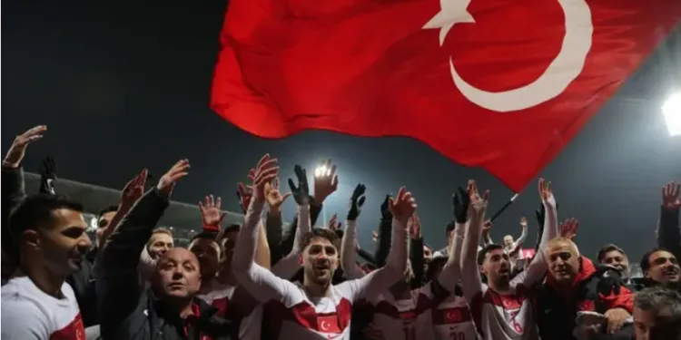 ইতালির বিদায়ের দিনে দুই যুগ পর বিশ্বকাপে তুরস্ক, পাঁচ দশক পর কঙ্গো