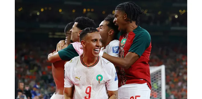 নেদারল্যান্ডসকে কাঁদিয়ে শেষ ষোলোতে মরক্কো
