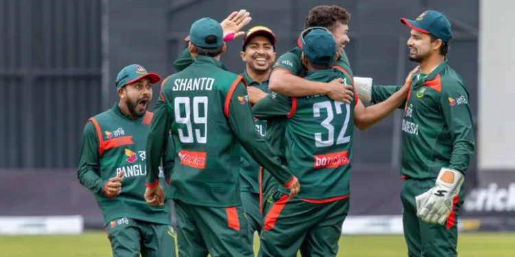 জিম্বাবুয়েকে ব্যাটিংয়ে পাঠিয়ে নিয়ন্ত্রিত বোলিং বাংলাদেশের