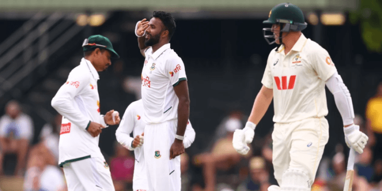 অস্ট্রেলিয়ার দাম্ভিকতায় বাংলাদেশের চপেটাঘাত!