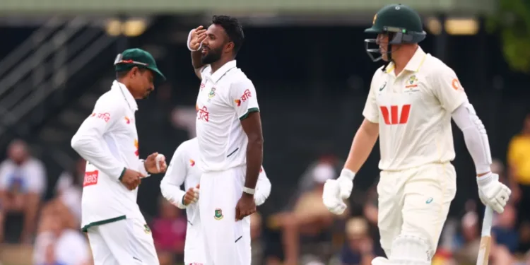 অস্ট্রেলিয়ার দাম্ভিকতায় বাংলাদেশের চপেটাঘাত!