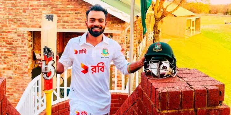 ট্রিপল সেঞ্চুরির ইতিহাস গড়লেন হৃদয়