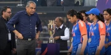 নকভির হাত থেকে এশিয়া কাপের ট্রফি গ্রহণ করল না ভারত