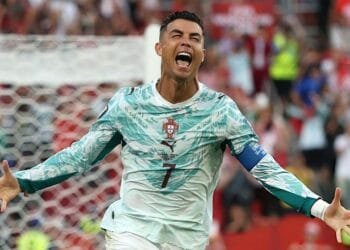 ‘বুড়ো’ রোনালদোকে নিয়েই পর্তুগাল দল ঘোষণা
