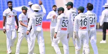 হাসানের পর মুশফিক-শান্তর দাপট, চালকের আসনে বাংলাদেশ