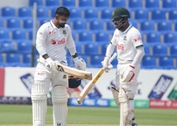 লিটনের রেকর্ডের দিনে জয়ের পথে বাংলাদেশ
